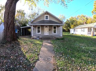 2227 N Lyon Avenue, Springfield, MO 65803