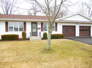 460 E Exchange St, Sycamore, IL 60178