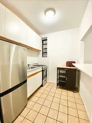 Rented by Corcoran | media 17