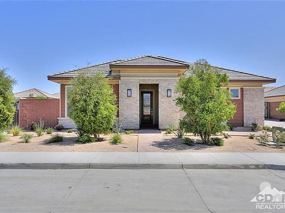 2nd image of 82712 W Woodcreek Ct Lot 1069-W