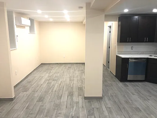 Rented by Modern Spaces | media 28