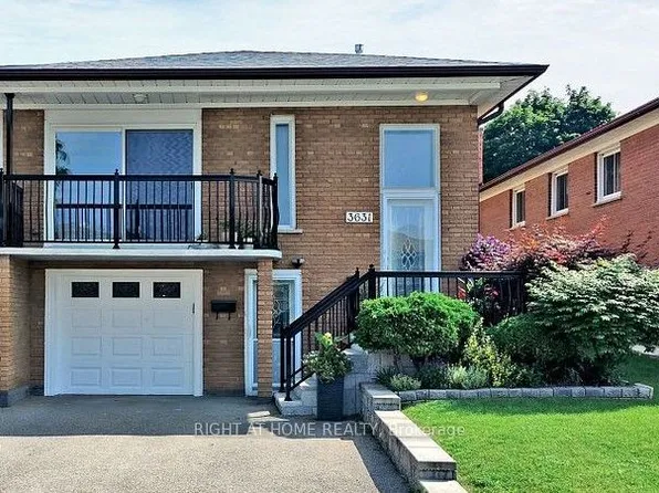 3631 Molly Ave, Mississauga, ON L5A 3G5