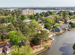 7425 Dehlman Ave, Norfolk, VA 23505