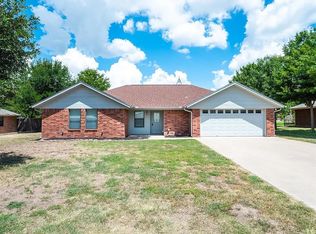 548 Cedar, Stephenville, TX 76401