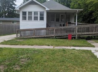 1006 Ash St, Saginaw, MI