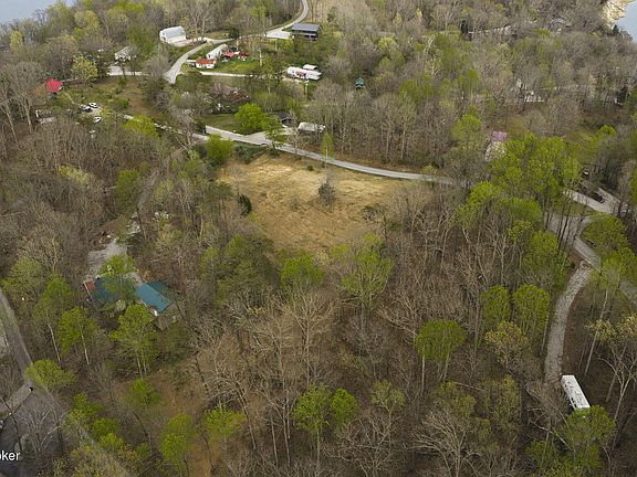 4th image of 860 Noah Stevenson Rd