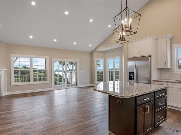 46 Enclaves Ln, Lake Ozark, MO 65049