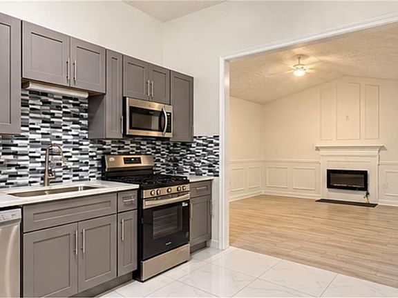 3rd image of 5856 Rock Rd