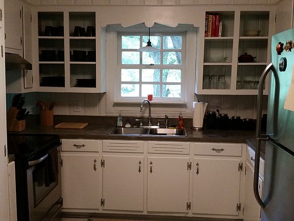 appliances included