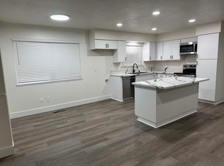 6600 Oakcrest Ave, Carmichael, CA 95608