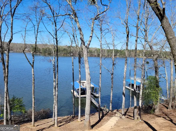 2734 Northlake Rd, Gainesville, GA 30506