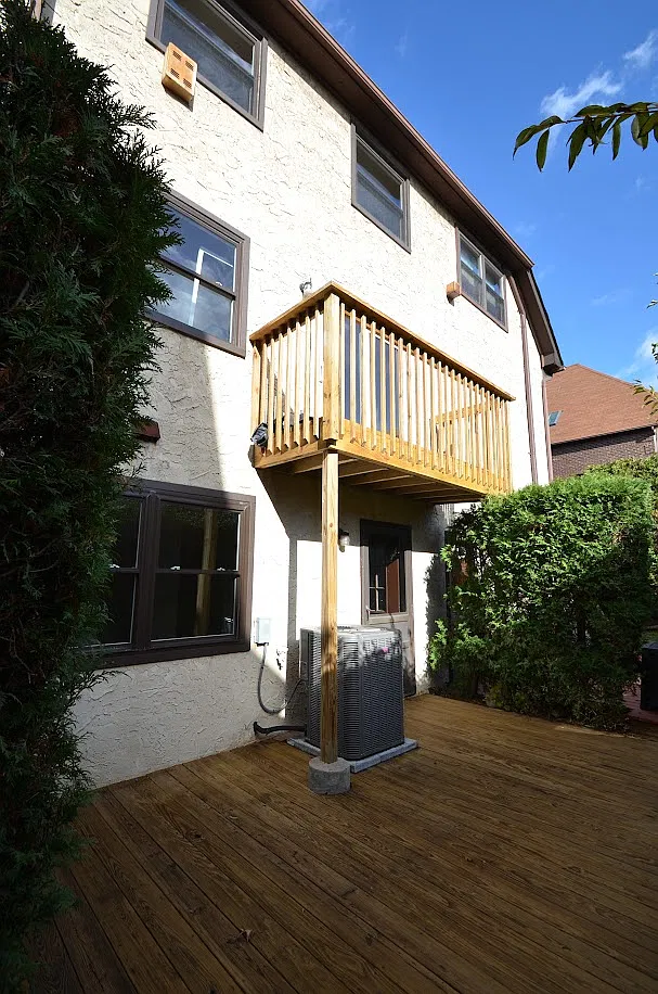 2 bed, 2.5 bath, 1840 sqft, $3,700 — Photo 3