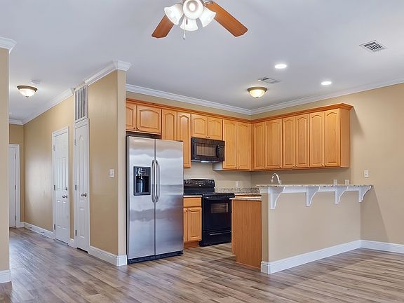 5th image of 3485 Riverbend Cv
