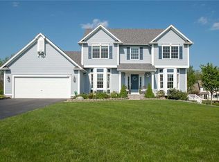 1563 Barrow Hl, Webster, NY 14580