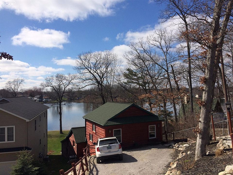 1st image of 16190 Crest Dr