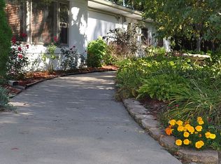 1485 Lone Oak Rd, Eagan, MN 55121