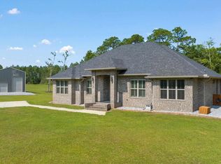 4120 Griffis Rd, Milton, FL 32583