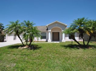 1767 Fairlight St NW, Palm Bay, FL 32907