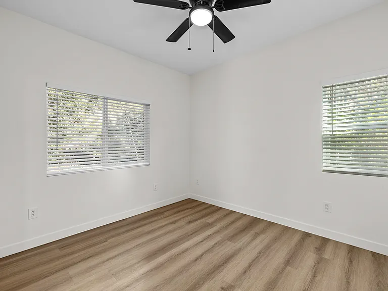5966 Baja Dr — Photo 12