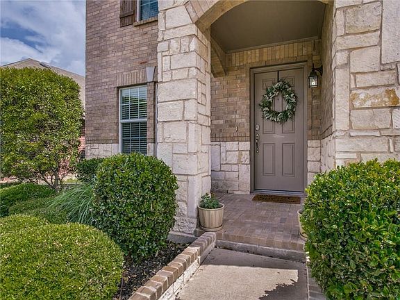 2nd image of 2344 Clairborne Dr