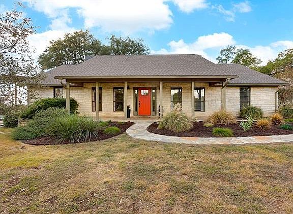 2nd image of 407 Wimberley Oaks Dr #D
