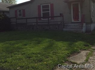 1119 S East St, Jacksonville, IL 62650