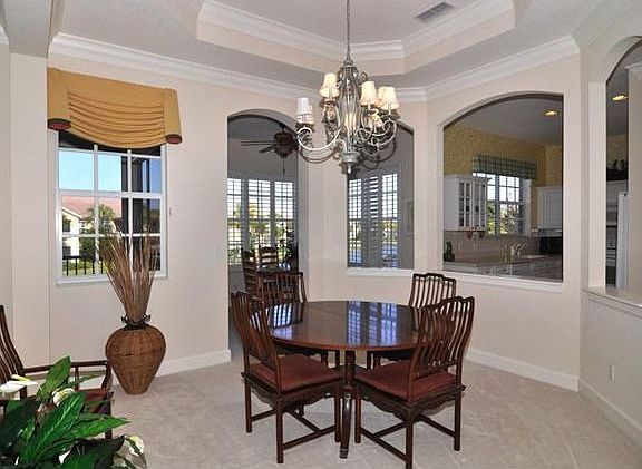 5th image of 9687 Cypress Hammock Cir APT 202
