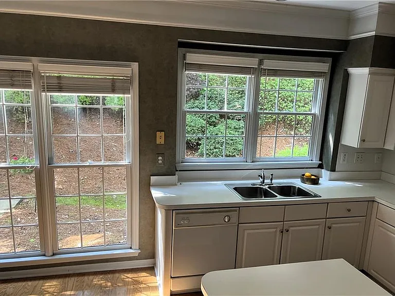 5080 Avala Park Ln — Photo 12