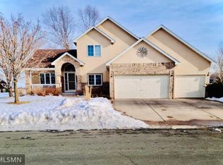 521 Tuttle Dr, Hastings, MN 55033