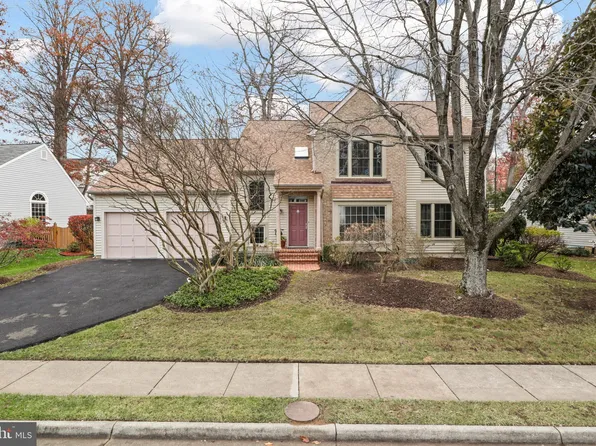 13834 Springstone Dr, Clifton, VA 20124