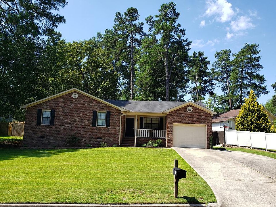 2nd image of 324 Forest Ct