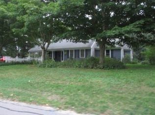 18 Weeks Pond Dr, Forestdale, MA 02644