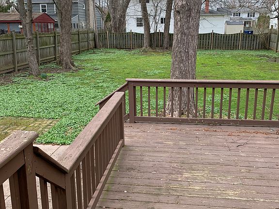 3rd image of 370 Burroughs Dr