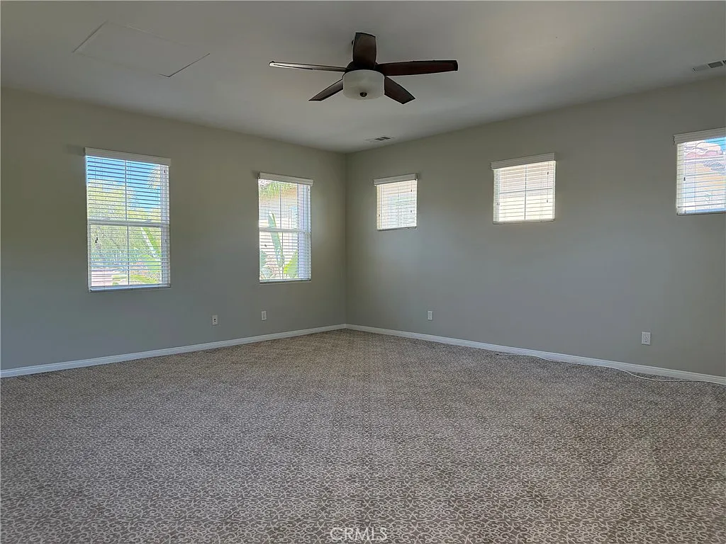 4 bed, 3.5 bath, 2662 sqft, $5,600 — Photo 4