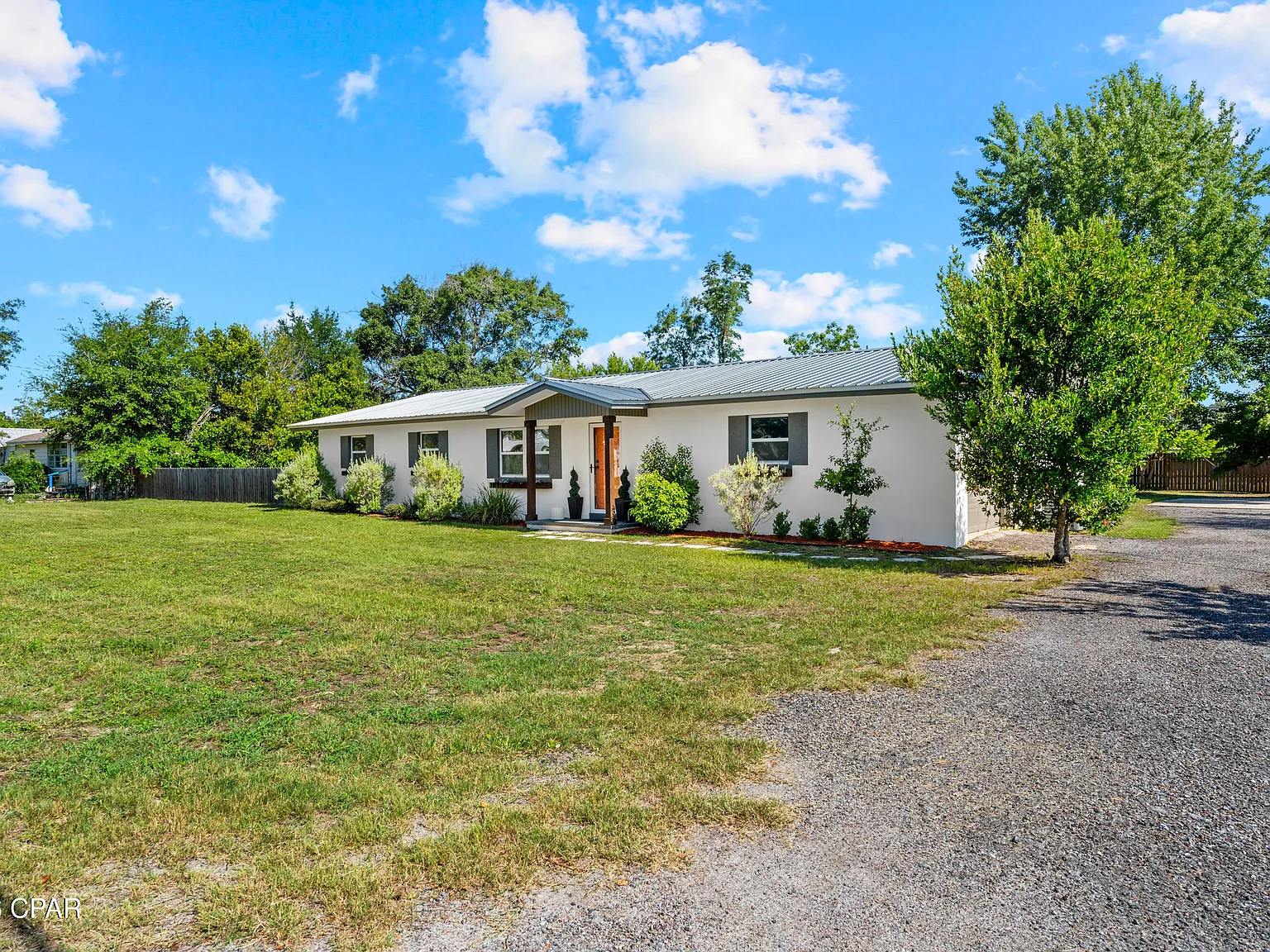 4 bed, 1869 sqft, $2,500 — Photo 4
