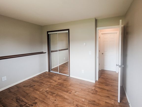 3rd image of 5160 Seaton Hall Dr APT 1