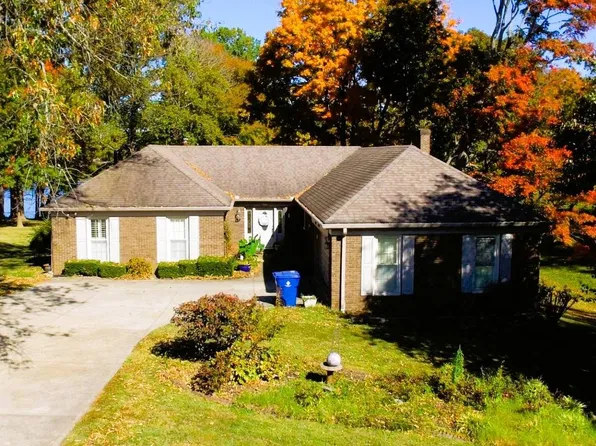413 Lakeview Dr, Campbellsville, KY 42718
