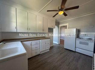 1 Bellevue St APT 3, Waterville, ME 04901