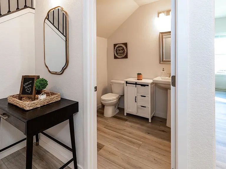5738 Villa Lorenzo Dr — Photo 25