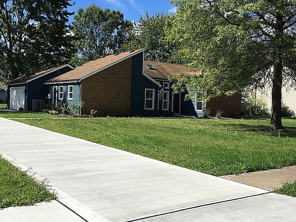 3rd image of 5382 Pin Oak Cir