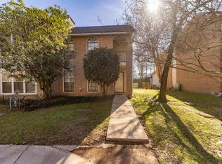 5648 Riverstone Dr, Baton Rouge, LA 70820