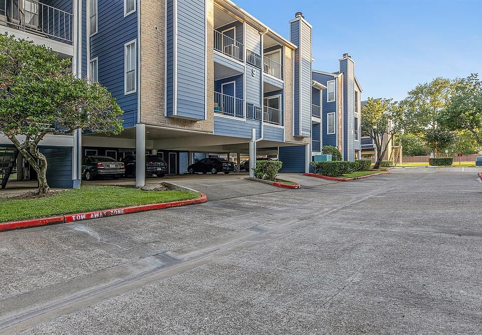 1st image of 18515 Egret Bay Blvd APT 905