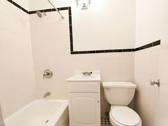 5th image of 322 E 61st St #2BB