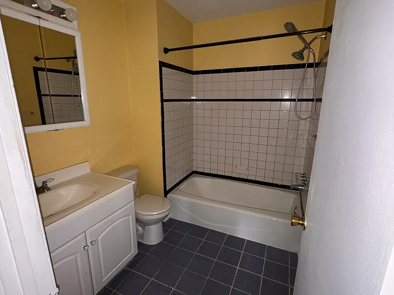 111 Reliance Cir — Photo 7