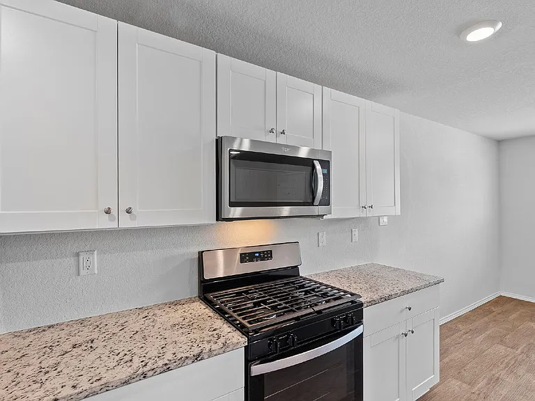 5119 Greywacke Trl — Photo 16