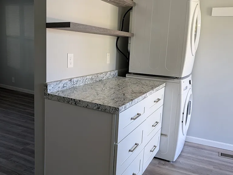 120 Manhattan Ave #120 — Photo 5