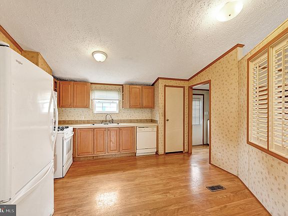 5th image of 89 Hitch Pond Cir #51659
