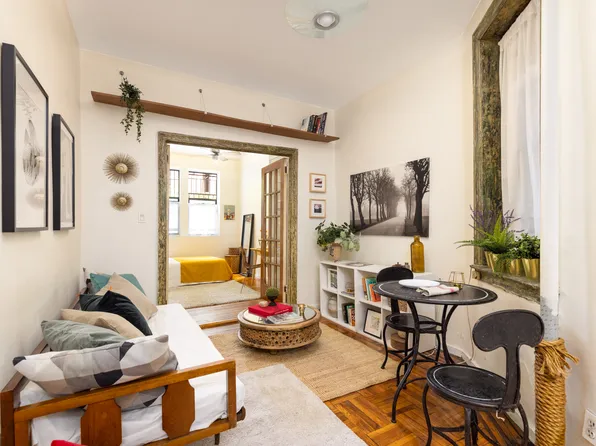 100 Suffolk Street image 1 of 6