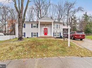 4982 Karen Rd, Woodbridge, VA 22193