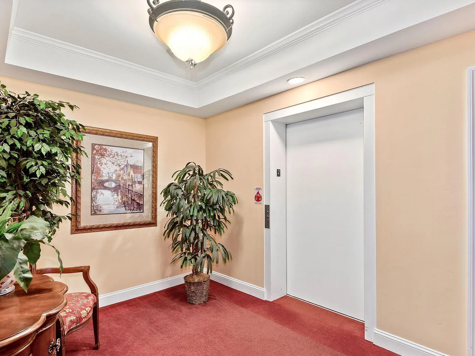 2 bed, 1919 sqft, $3,400 — Photo 2